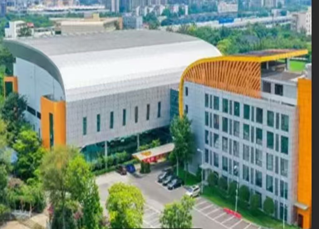 成都市全國重點乒乓球運動學校體育館